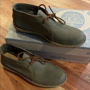 Born Women’s Green Nuala style